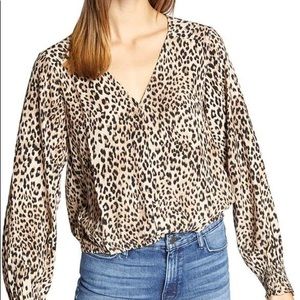 Sanctuary ruffle collar blouse new leopard S